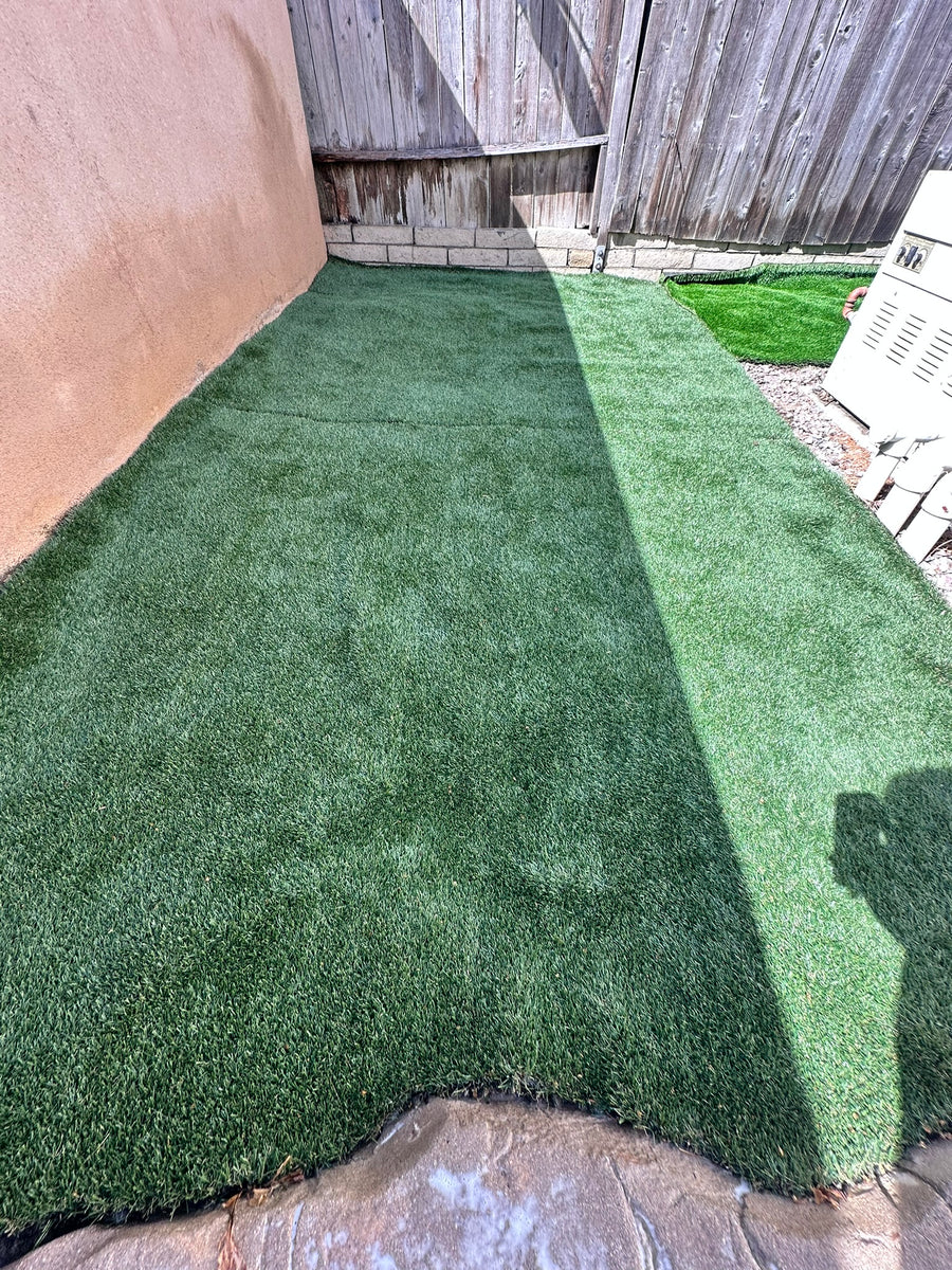 Artificial turf after cleaning